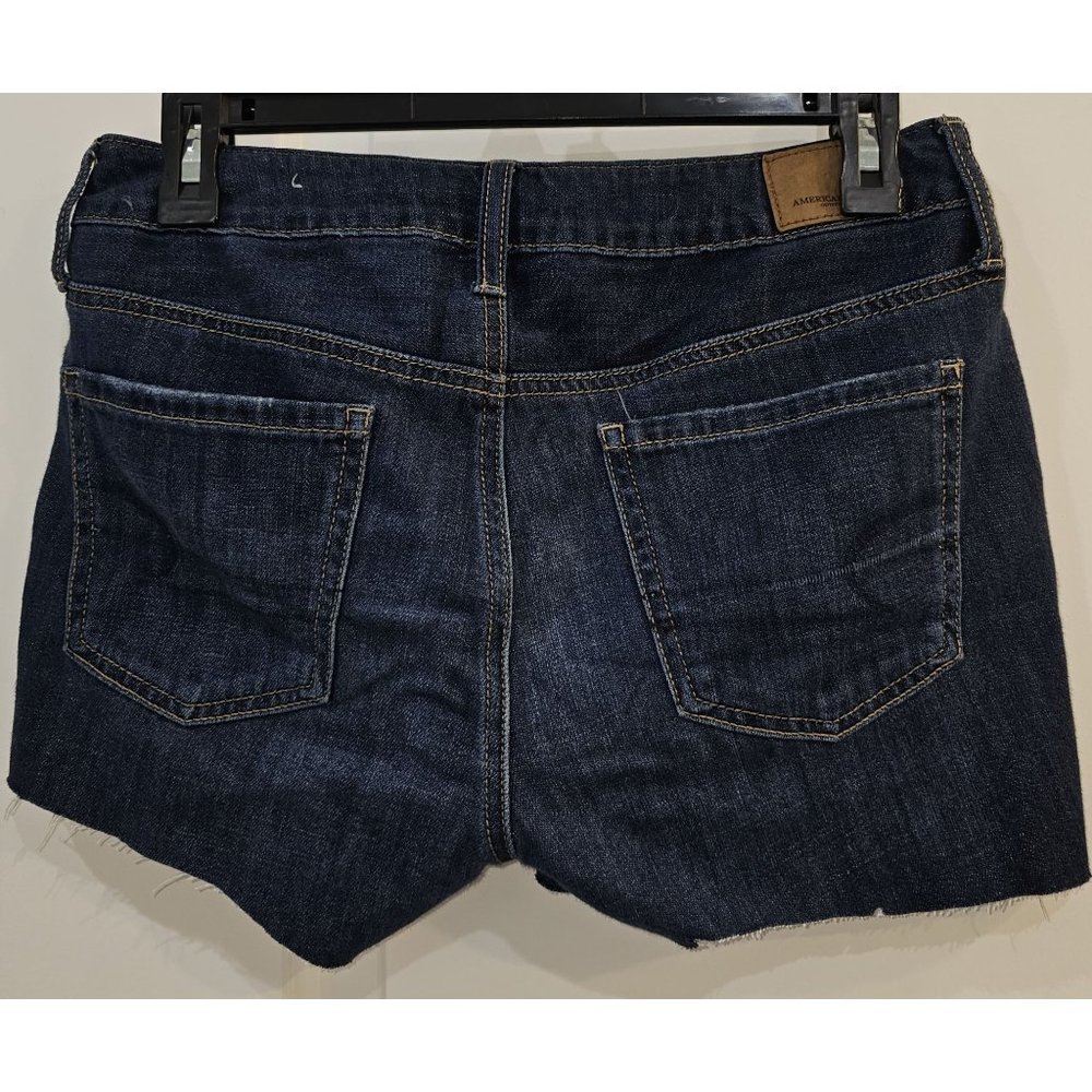 American Eagle Size 2 Juniors‎ Shorts - Picture 2 of 5